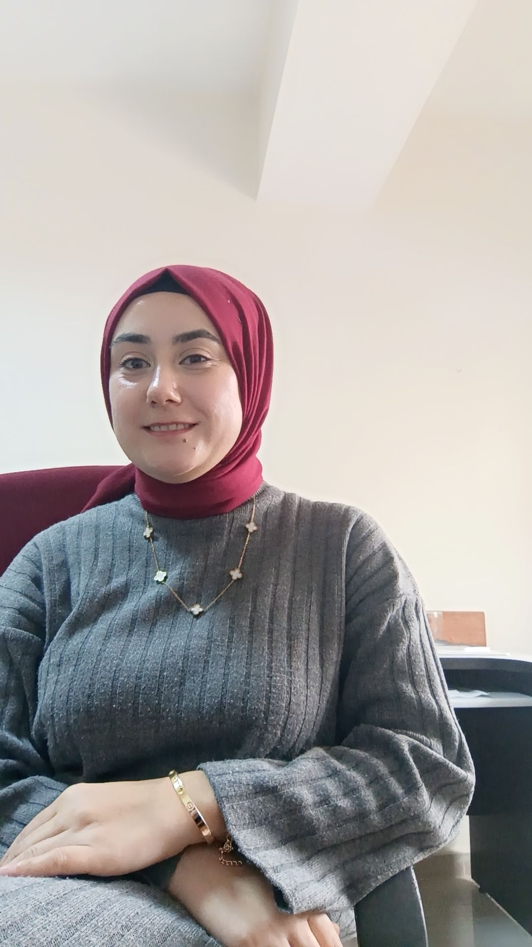 GÜLÜSTAN ASLANKURT